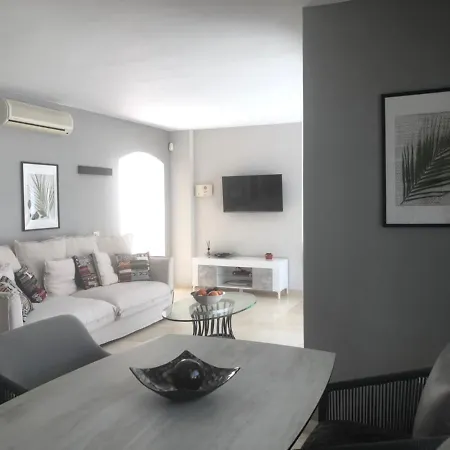 Villa Seaside Luxurous Private 3 Bedroom With Swimming Pool